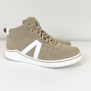 MIA GIO High Top sneakers in Sand/White Size 10